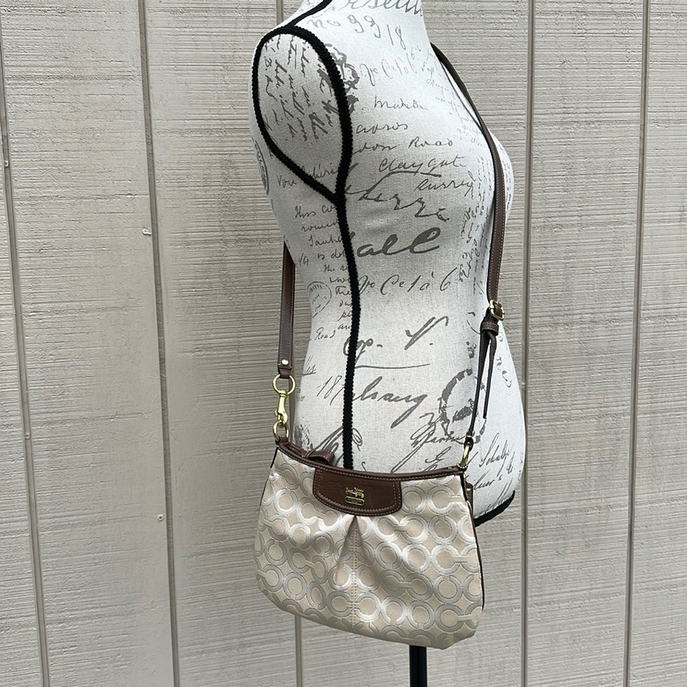 COACH Ashley Khaki & Gold Lurex Optic Art Swingpack Crossbody - Picture 2 of 16